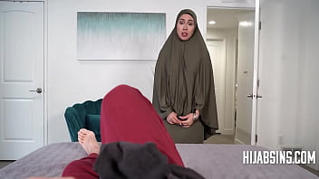 Teaching My Mom In Hijab How To Please A Man